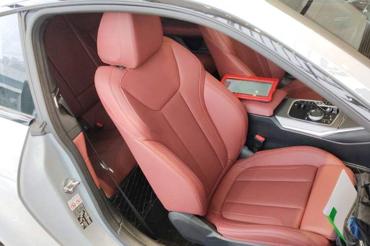 Used BMW 4 Series 2024 430i M Sport Night Edition Right Front Seat