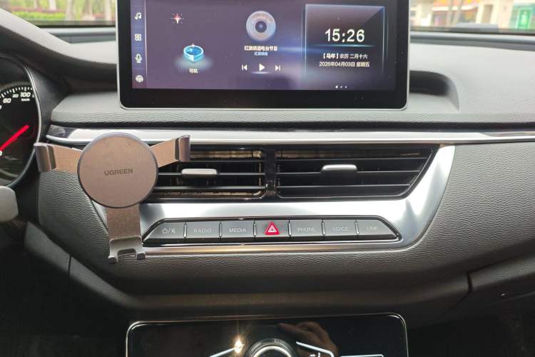 Used Hongqi H5 2020 1.8T Automatic ZhiLian QiYun Edition Audio And AC Panel