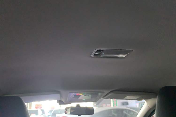 Used Venucia D60EV 2023 PLUS Comfort Edition SI Model+
