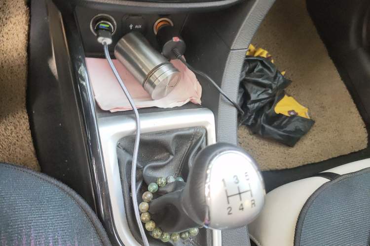 Used Changan Alsvin V7 2016 1.6L Manual Joyride Model China V Standard
