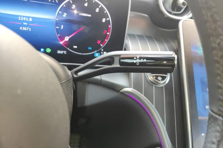 Used Mercedes-Benz GLC 2023 GLC 300 L 4MATIC Luxury 7-Seater
