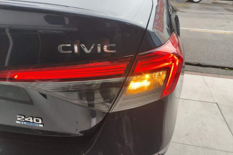 Used Honda Civic 2022 240TURBO CVT Dynamic Edition
