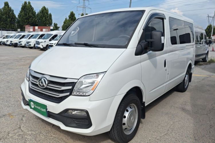 Used SAIC MAXUS Xintu V80 2023 2.0T Manual Classic Aoyuntong Short Wheelbase Ultra-Low Roof 5/6-Seater