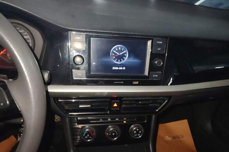 Used Volkswagen Lavida 2019 1.5L Manual Comfort Edition China VI Standard Audio And AC Panel