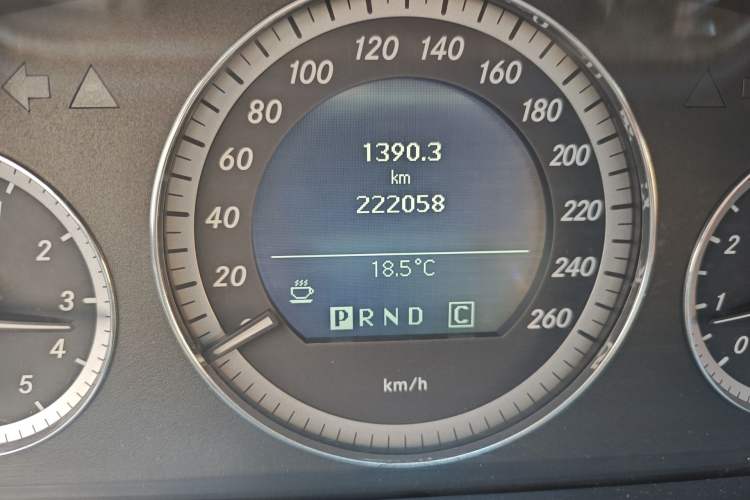 Used Mercedes-Benz E-Class 2010 E 200 CGI Elegant Model