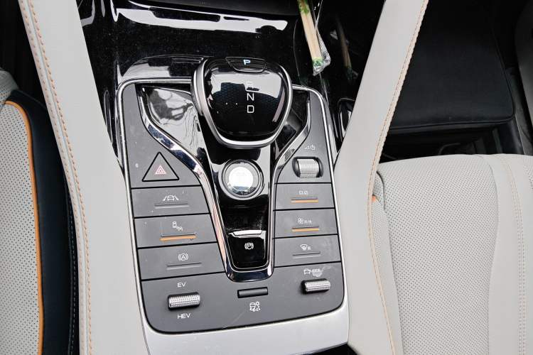 Used BYD Song PLUS New Energy 2021 DM-i 110KM Flagship PLUS Gear Lever