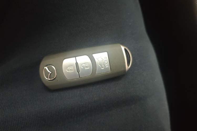 Used Mazda CX-5 2020 2.0L Automatic Two-Wheel Drive ZhiZun Version
