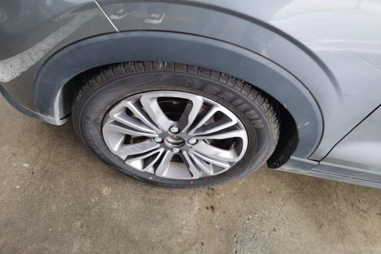 Used Leapmotor T03 2021 400 Comfort Edition Left Front Wheel Hub