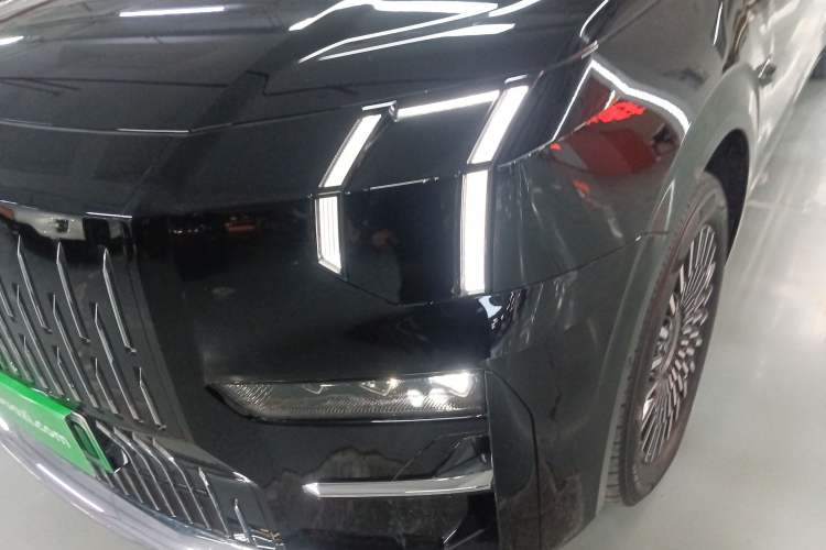 Used Zeekr 009 2024 7-Seater Aisle Version 108 kWh