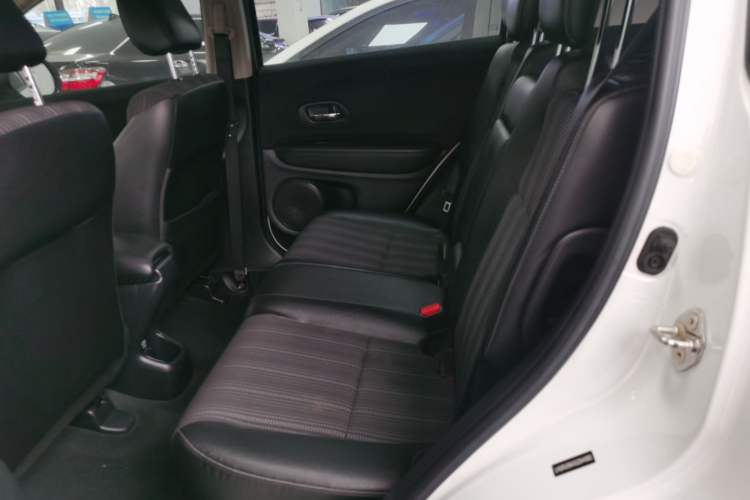 Used Honda Vezel 2016 1.8L CVT Front-Wheel Drive Pioneer Edition