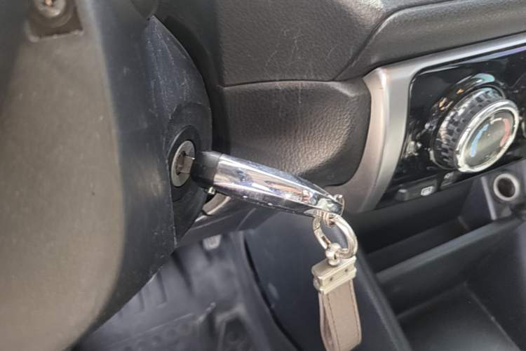 Used Toyota YARiS L Zhi Xuan 2021 X-Trail 1.5L CVT Leading Edition
