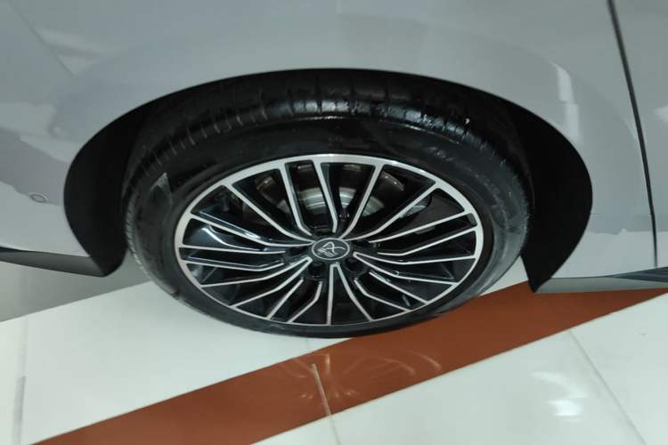 Used BYD Han 2025 DM-i 125KM LiDAR-Powered Intelligent Driving Model