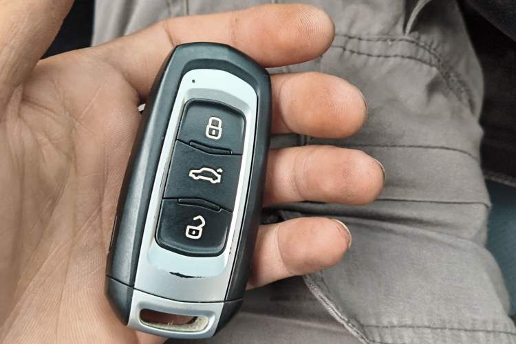 Used Geely Auto Vision X6 2018 1.4T CVT 4G Connected Luxury Version
