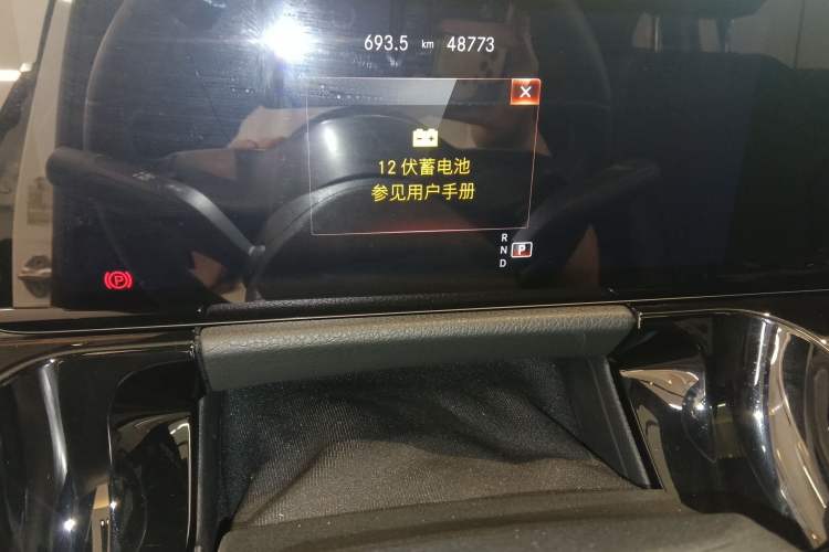 Used Mercedes-Benz GLA 2022 Facelifted GLA 200 Odometer Close Up