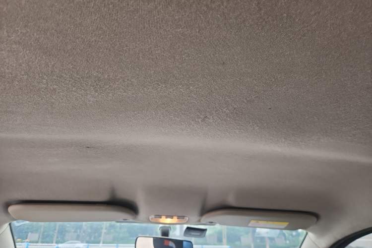 Used Peugeot 301 2018 1.6L Manual Comfort Edition Headliner