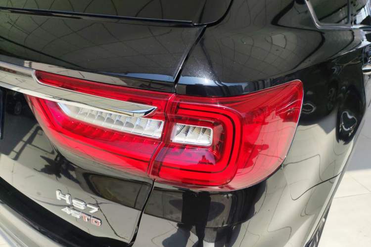 Used Hongqi HS7 2022 2.0T DCT Two-Wheel Drive Smart Connect Flagship Edition Seven Seats