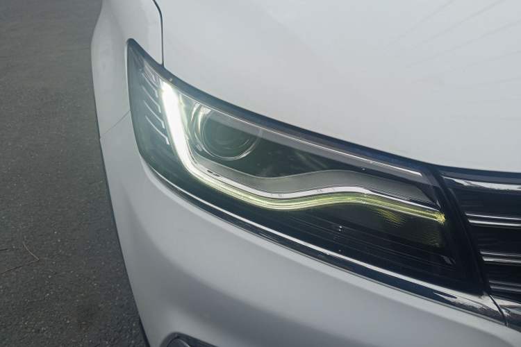 Used Roewe RX5 2018 20T Two-Wheel Drive Automatic Flagship Edition
