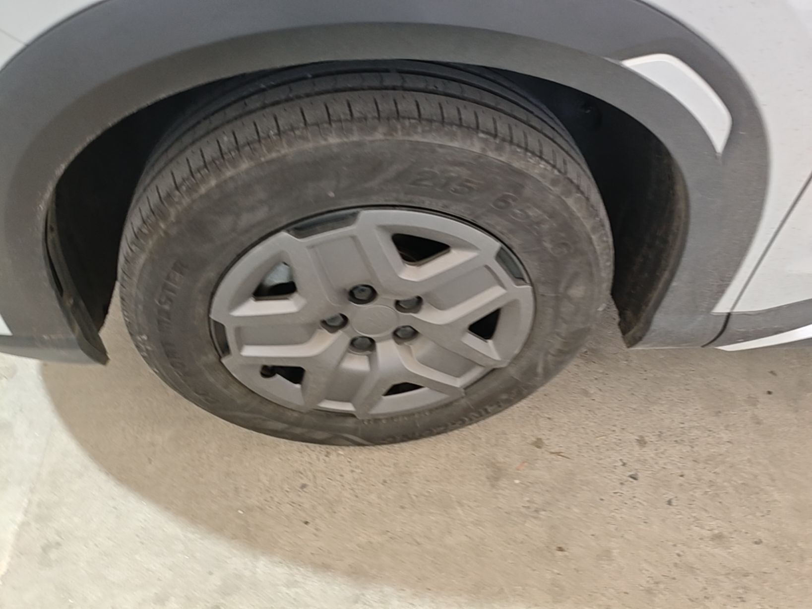 BYD Yuan UP 2024 401 km Active Version — снимка 10