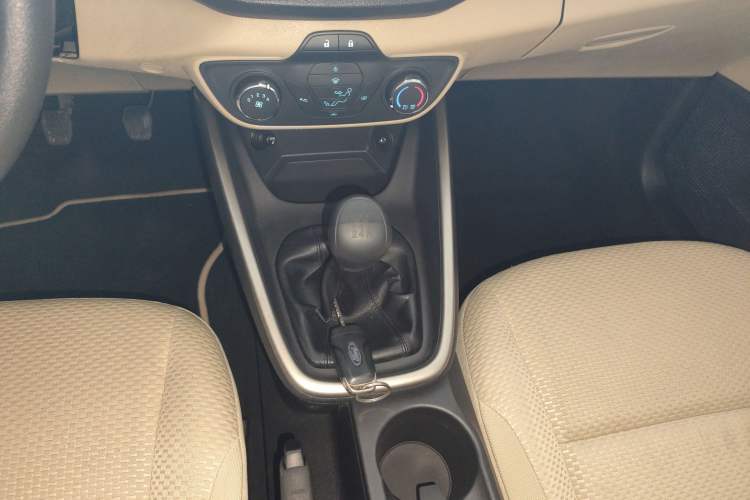 Used Ford Escort 2015 1.5L Manual Comfort Model