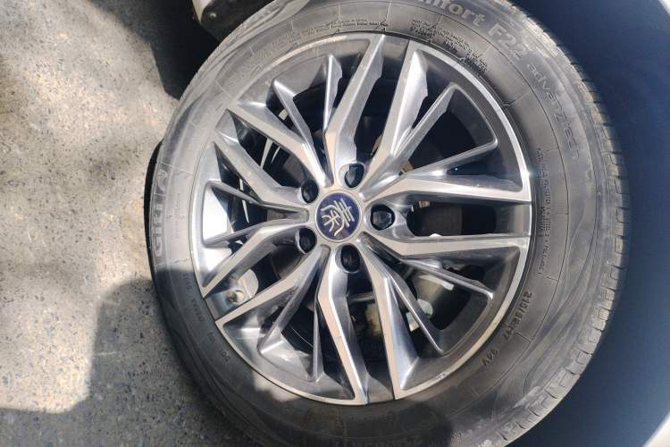 Used BYD Qin PLUS 2023 Champion Edition DM-i 120KM Leading Model
