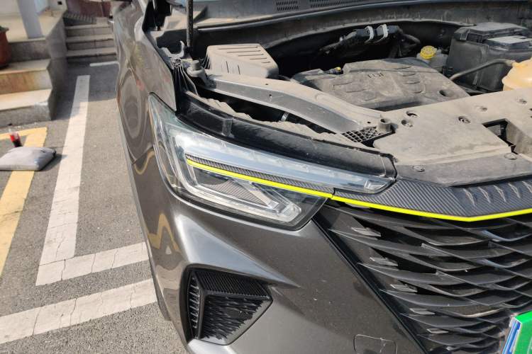 Used Roewe RX5 2023 PLUS 330TGI Automatic Trendsetting Smart Edition
