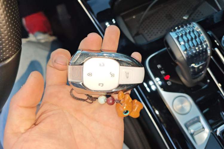 Used GAC Trumpchi M8 2024 Master Series 400T Ultimate Edition Vehicle Key