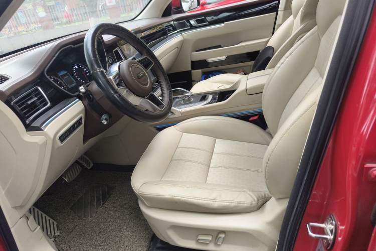 Used Zotye T700 2017 1.8T Dual-Clutch Luxury Model
