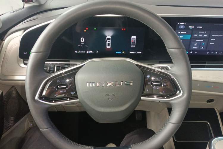 Used SAIC MAXUS Dajia 9 2024 Super Hybrid Ultra-Long Range Forest Edition 7-Seater Steering Wheel