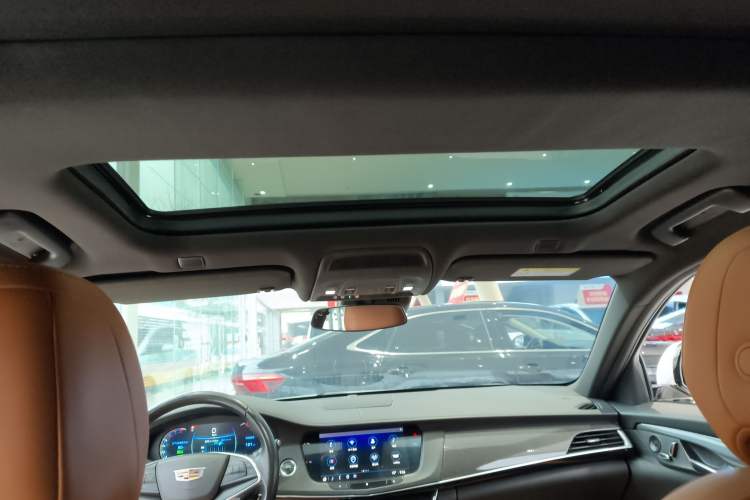 Used Cadillac CT6 2021 28T Luxury Version
