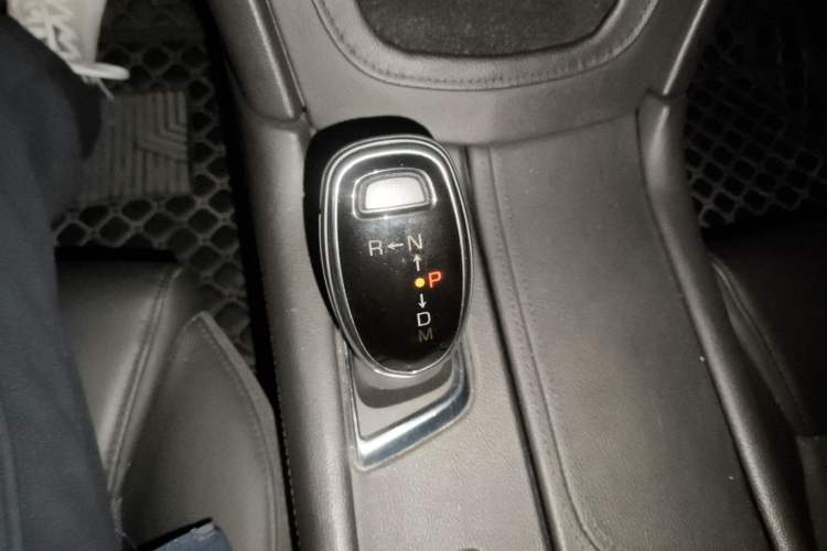 Used Cadillac XT5 2017 Anniversary Edition 25T Luxury Model
