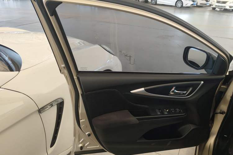 Used Honda Crider 2016 1.8L CVT Luxury Edition
