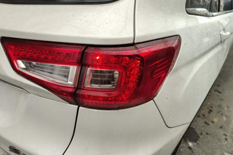 Used Changan CS75 2014 1.8T Automatic Elite Version China V Standard