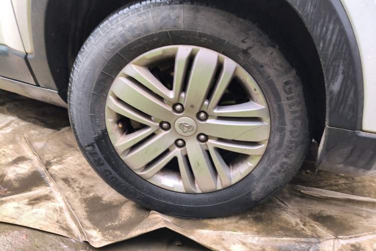 Used CHANGAN OSHAN X70A 2018 1.5L Manual Comfort Model Right Front Wheel Hub