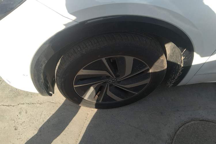 Used Volkswagen Viloran 2024 330TSI Luxury Edition
