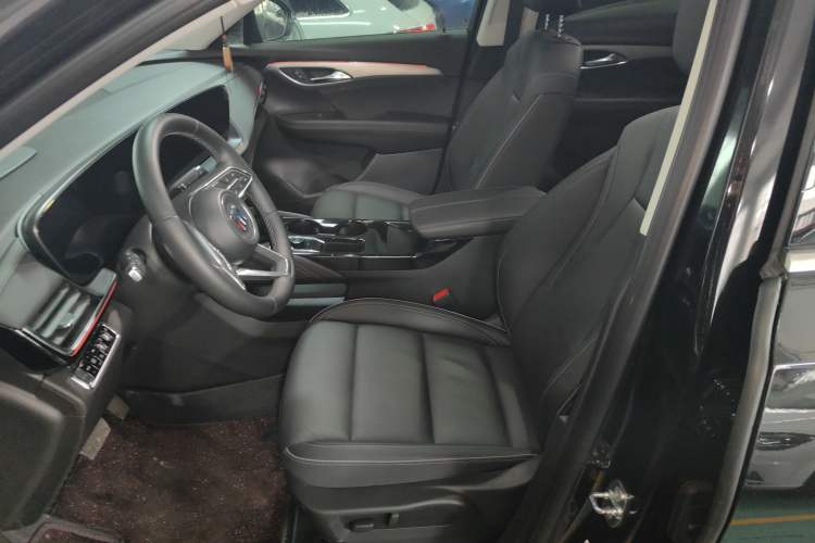 Used Buick Envision 2024 Encore Plus 28T Two-Wheel Drive Luxury Edition
