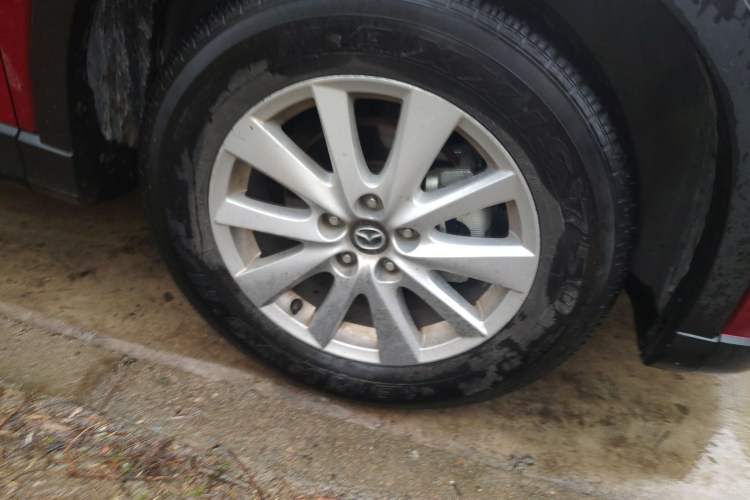 Used Mazda CX-5 2014 2.0L Automatic Two-Wheel Drive Urban Version Right Front Wheel Hub