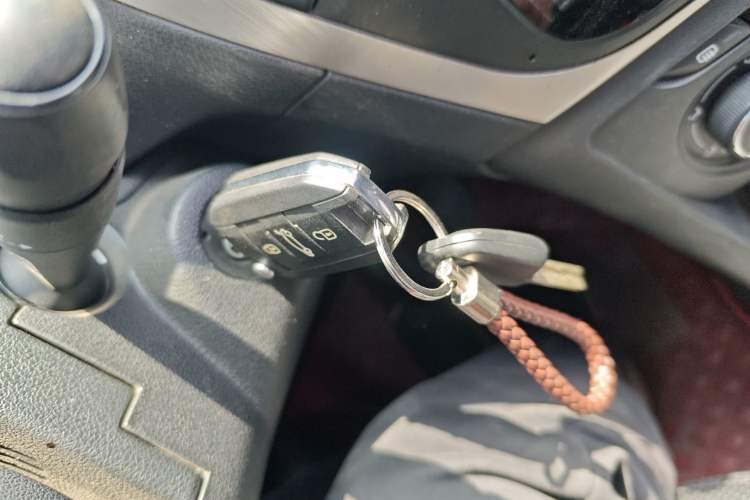 Used Citroen Elysee 2017 1.6L Manual Fashion Model