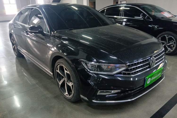 Used Volkswagen Magotan 2023 2 Million Units Commemorative Edition 330TSI DSG Luxury Version