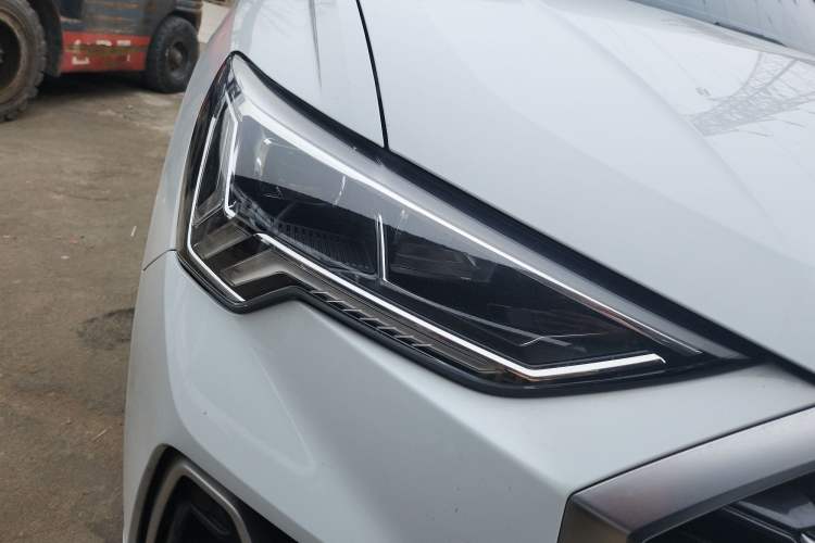 Used Audi Q3 2019 35 TFSI Advanced Dynamic Edition