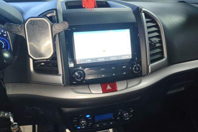 Used JAC Refine S3 2014 1.5L Manual Luxury Smart Model
