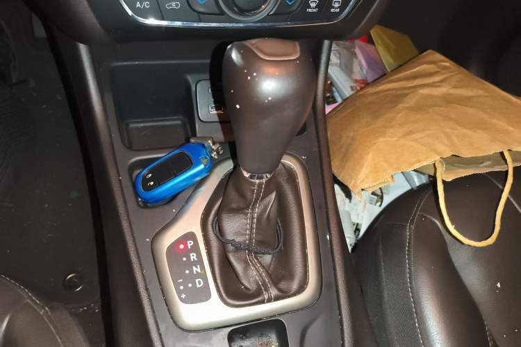 Used Jeep Cherokee 2016 2.0L Superior Edition