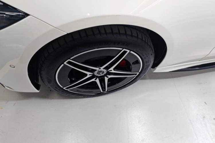 Used Mercedes-Benz C-Class 2024 Second Facelift C 260 L Starry Night Sport Edition Exterior 4