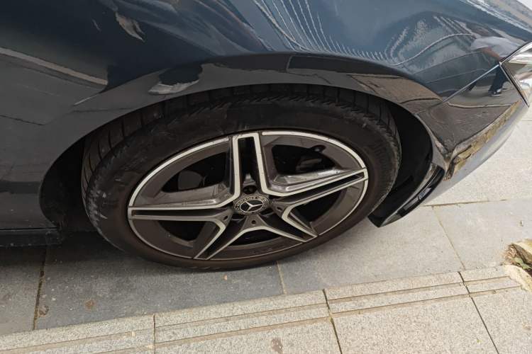 Used Mercedes-Benz CLA 2021 CLA 200 Right Front Wheel Hub