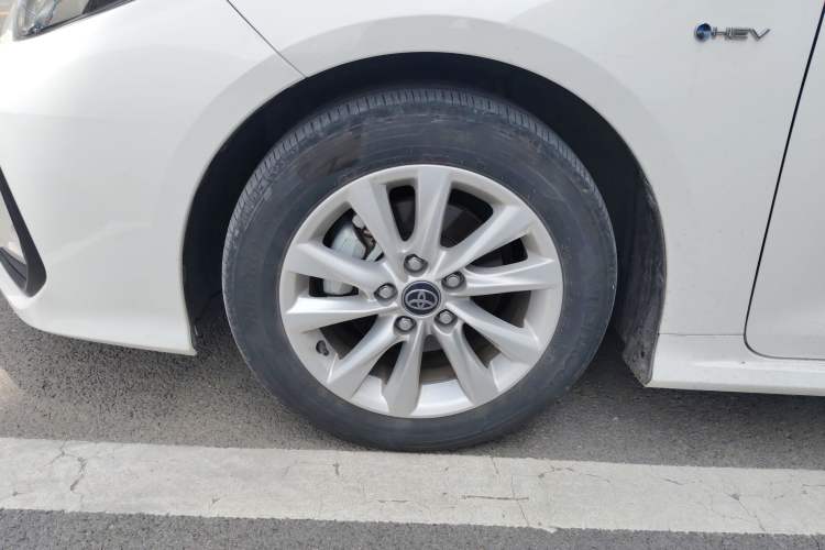 Used Toyota Corolla 2024 1.8L Smart Electric Hybrid Dual-Engine Elite Edition