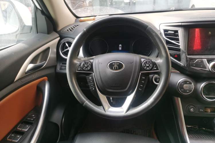 Used BYD Song 2016 Gaishi Edition 1.5TID Automatic Luxury Model
