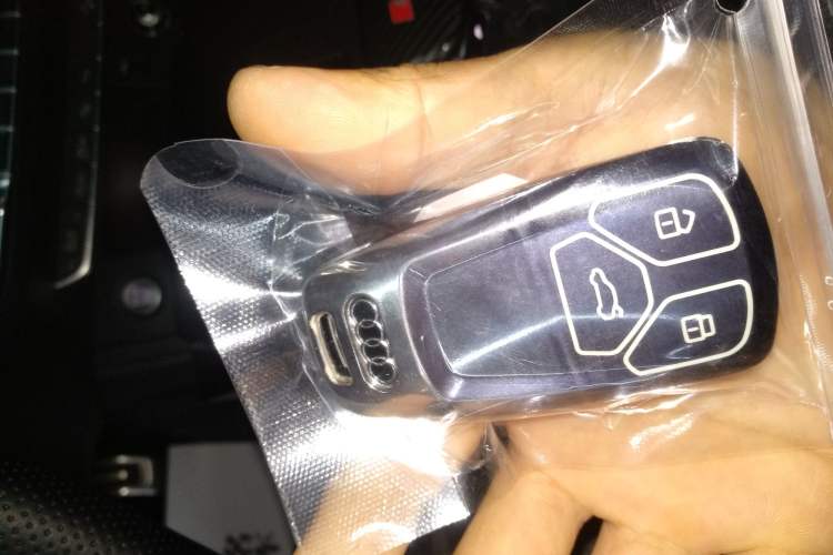 Used Audi Q5L 2024 45 TFSI Luxury Dynamic Model Vehicle Key