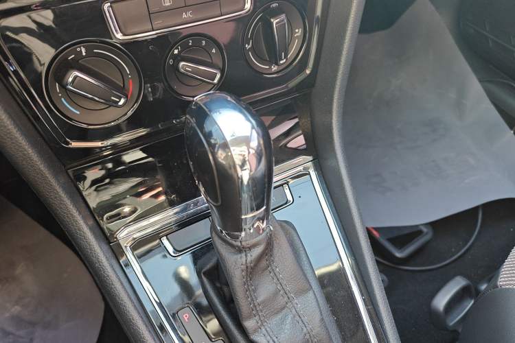 Used Volkswagen C-TREK 2017 1.6L Automatic Comfort Model
