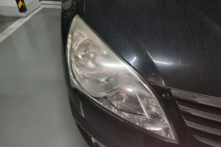 Used Hyundai Celesta 2011 1.6L Manual Luxury Model
