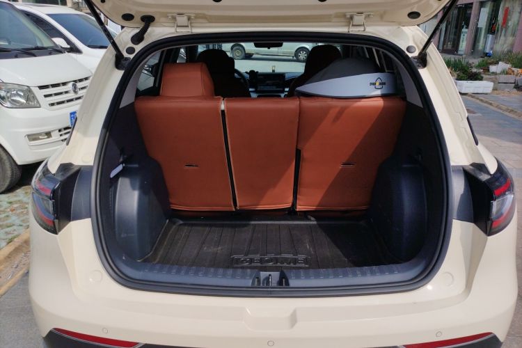 Used Geely Galaxy Geome 2025 310km Dream Edition Trunk