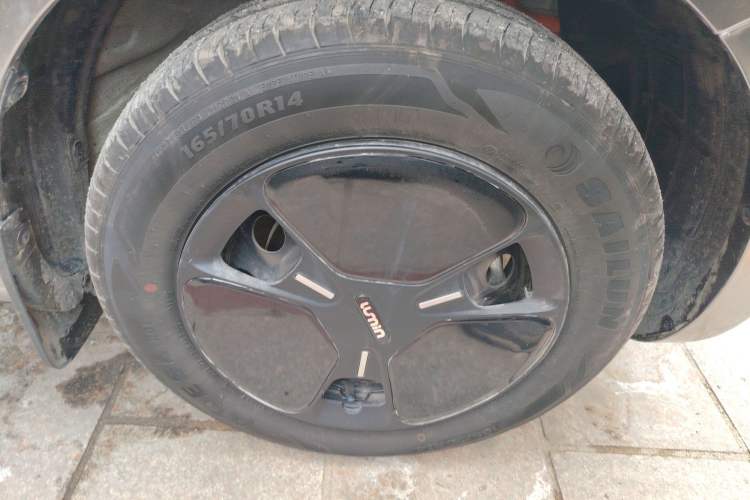Used CHANGAN NEVO Lumin 2025 205 km Xiangqin Version Right Front Wheel Hub